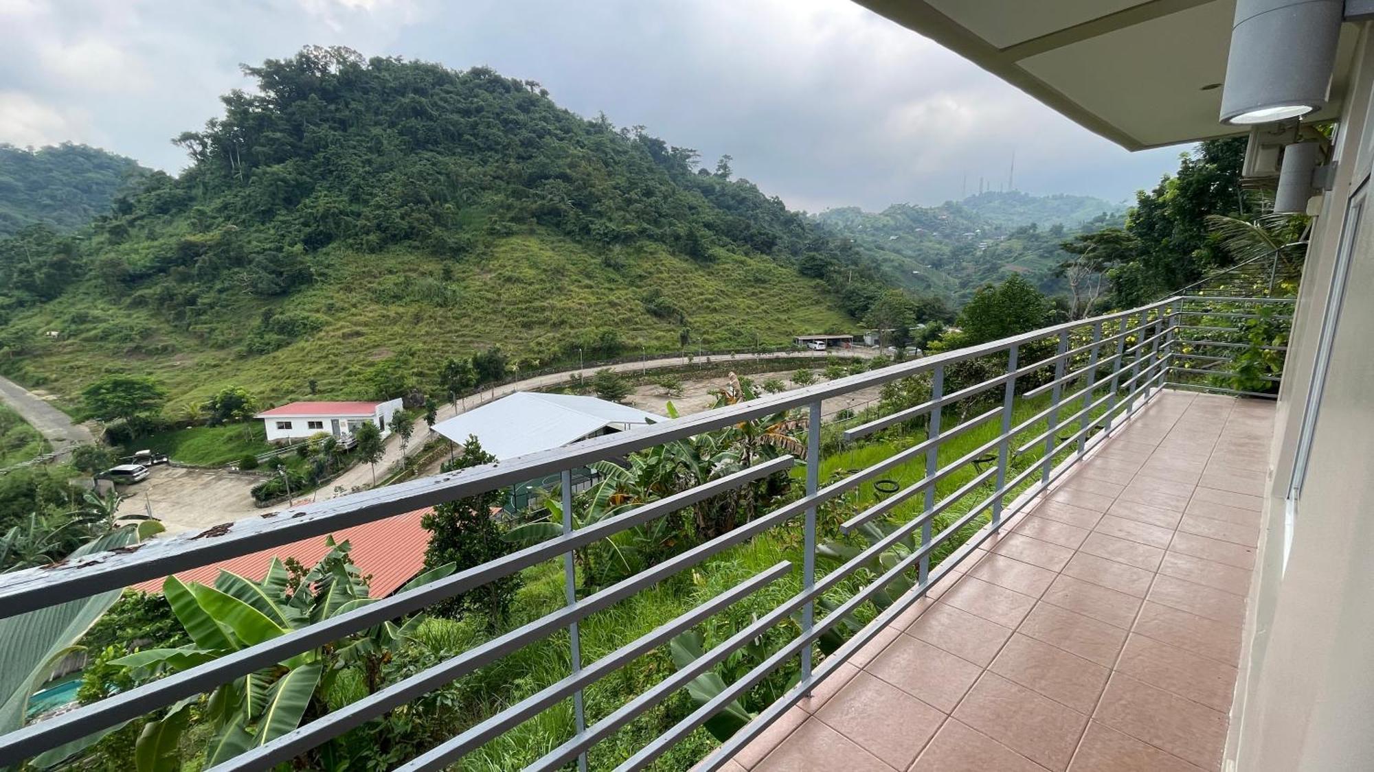 Serenity Farm And Resort By Hiverooms Kalunasan Exterior photo