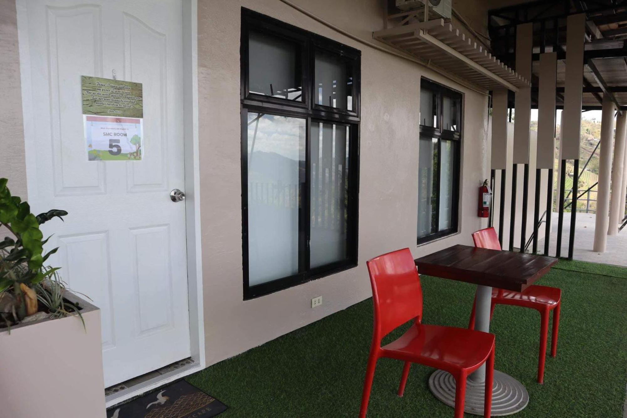 Serenity Farm And Resort By Hiverooms Kalunasan Exterior photo